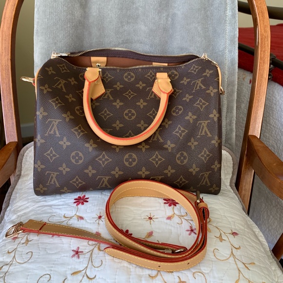 Handbags - Pretty Satche Bag